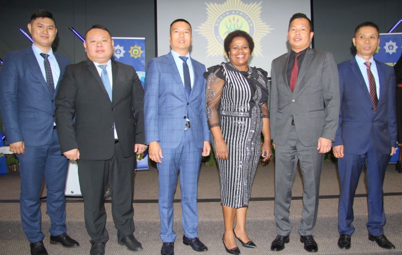 自由州福建同乡会携手警察厅举办优秀警察表彰大会