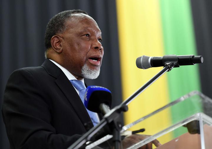 南非举行悼念仪式纪念温妮曼德拉（二）