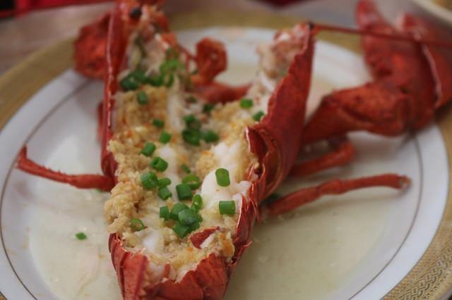 三亚，每天都是不一样的风景，展现我们性感的身子