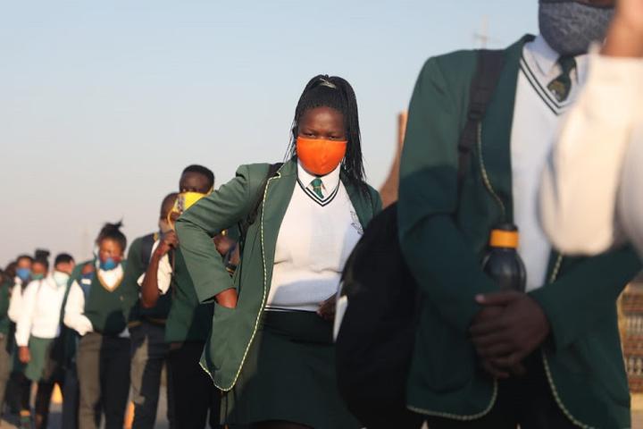 开放学校对未成年人有好处：专家的话，你信吗？