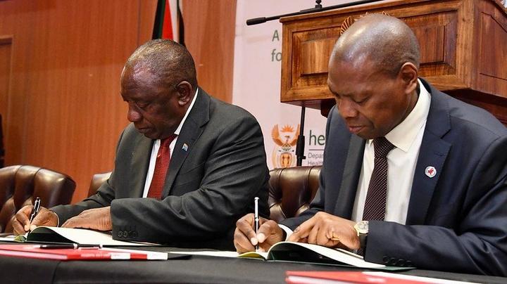 南非总统拉马福萨祝愿卫生部长夫妇早日康复