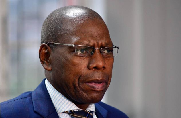 卫生部长保证 南非将在本月接收100万剂疫苗